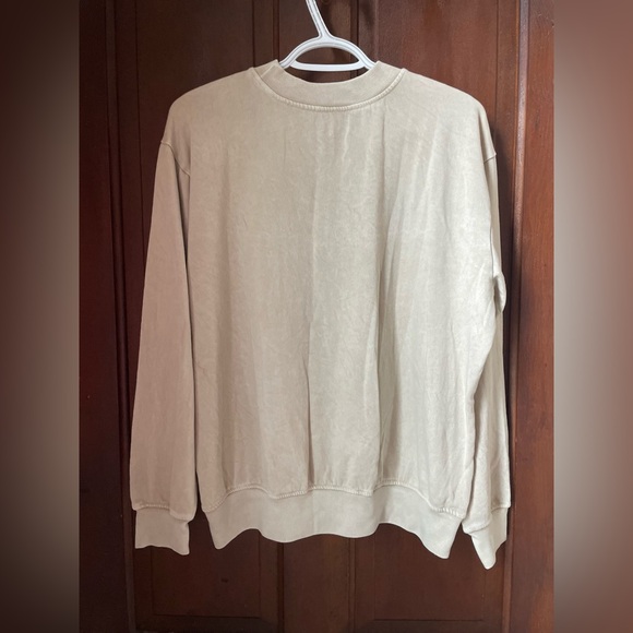 HRT & LUV women's medium sweatshirt - Picture 5 of 6